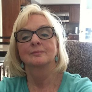 Meet your Posher, Gillian